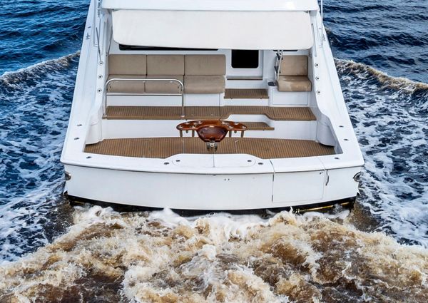 Hatteras 68 Convertible image