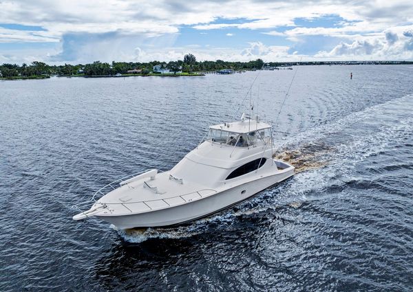 Hatteras 68 Convertible image