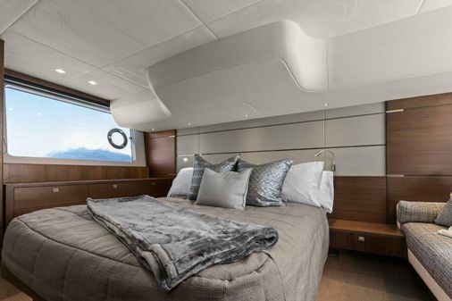 Princess Yachts 60 Flybridge image