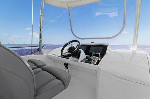 Princess Yachts 60 Flybridge image