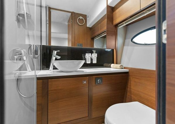 Princess 60 Flybridge image