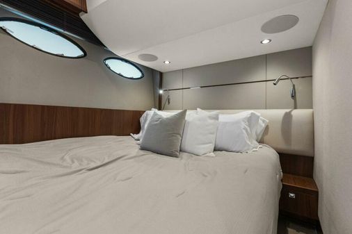 Princess Yachts 60 Flybridge image