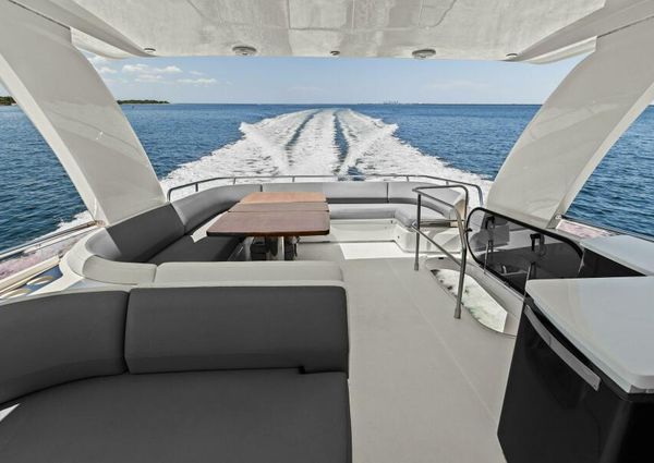 Princess 60 Flybridge image