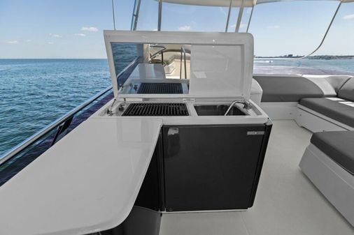 Princess Yachts 60 Flybridge image