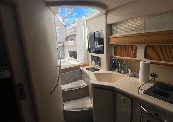 Sea Ray 440 Sundancer image