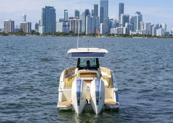 Chris-Craft Catalina 28 image