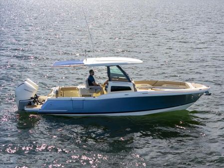 Chris-Craft Catalina 28 image