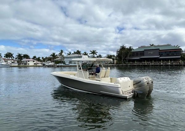 Chris-Craft Catalina 30 image