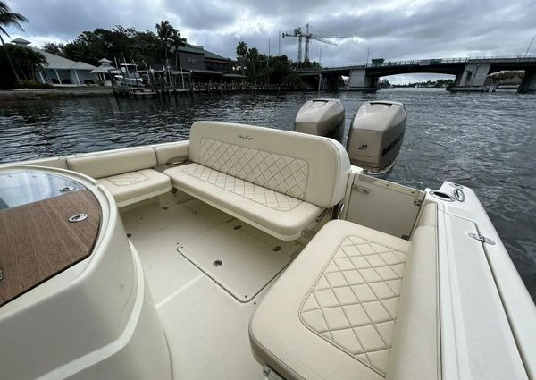 Chris-Craft Catalina 30 image