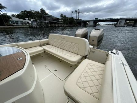 Chris-Craft Catalina 30 image