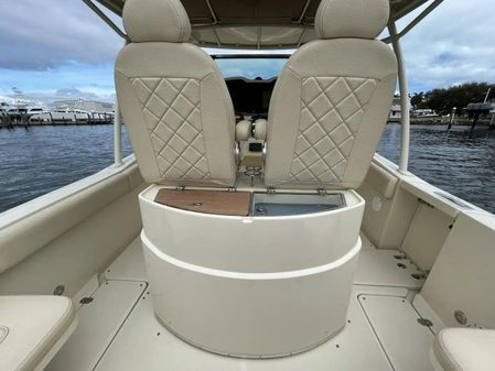 Chris-Craft Catalina 30 image