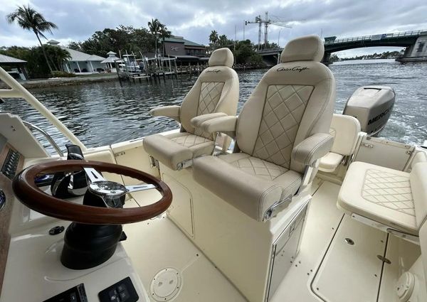 Chris-Craft Catalina 30 image