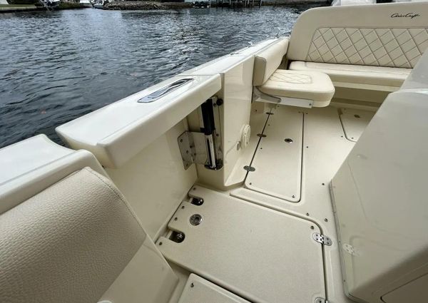 Chris-Craft Catalina 30 image