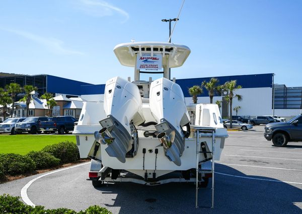 Boston Whaler 250 Outrage image