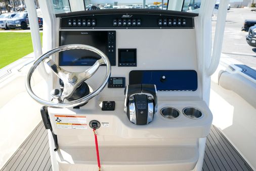 Boston Whaler 250 Outrage image