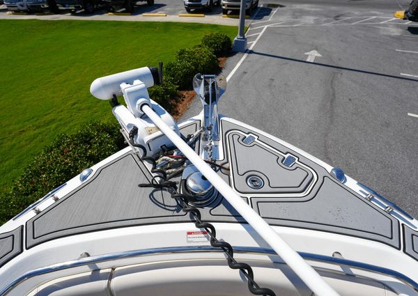 Boston Whaler 250 Outrage image