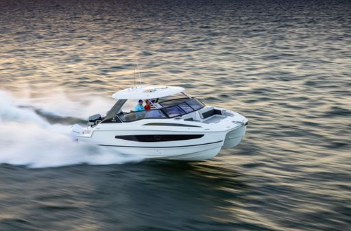 Aquila 32 Sport image