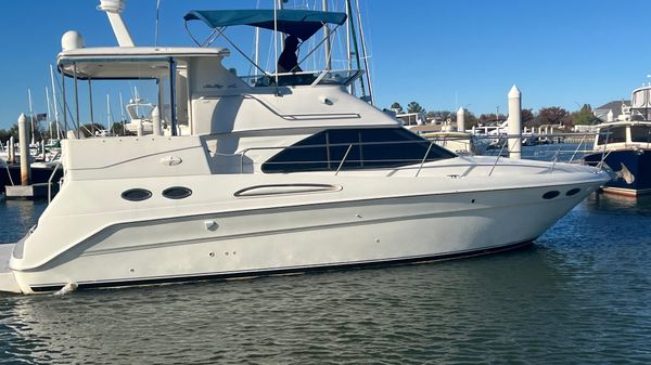 Sea Ray 380 Aft Cabin 