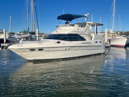 Sea Ray 380 Aft Cabin image