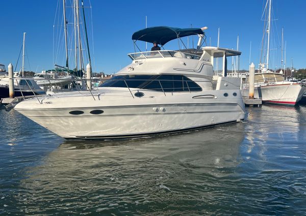 Sea Ray 380 Aft Cabin image