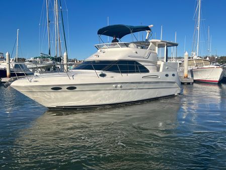 Sea Ray 380 Aft Cabin image