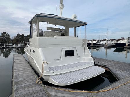 Sea Ray 380 Aft Cabin image