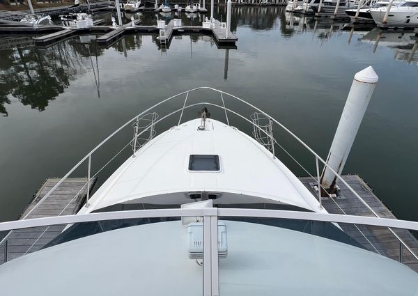 Sea Ray 380 Aft Cabin image