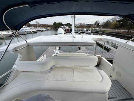 Sea Ray 380 Aft Cabin image