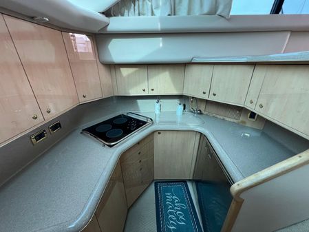 Sea Ray 380 Aft Cabin image