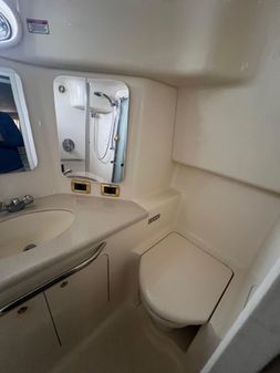 Sea Ray 380 Aft Cabin image