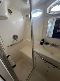 Sea Ray 380 Aft Cabin image