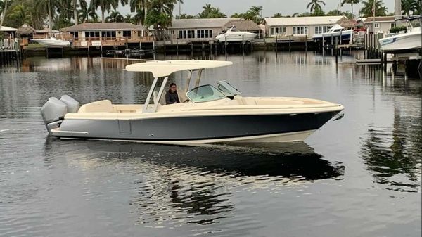 Chris-Craft Calypso 30 