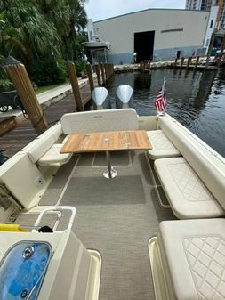 Chris-Craft Calypso 30 image