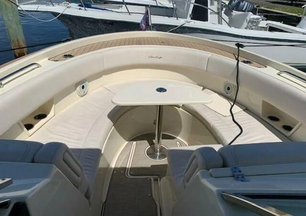 Chris-Craft Calypso 30 image