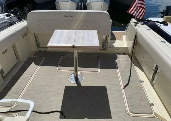 Chris-Craft Calypso 30 image