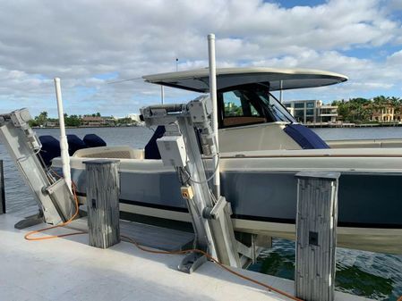 Chris-Craft Catalina 34 image