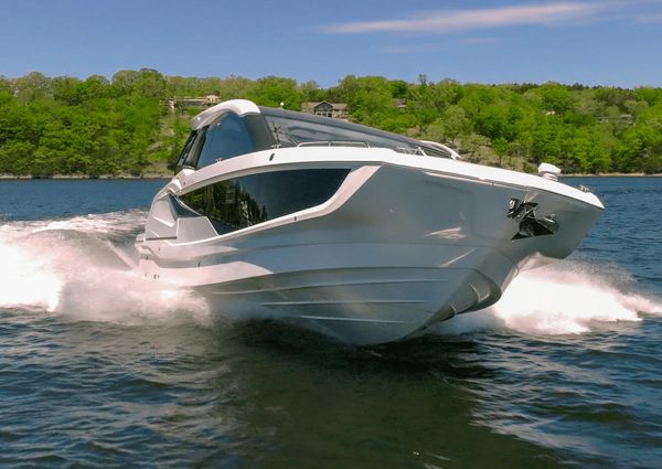 Galeon 375 GTO image