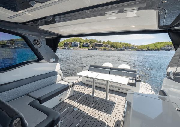 Galeon 375 GTO image