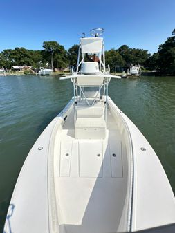 Regulator 23 Center Console image