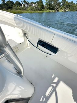 Regulator 23 Center Console image