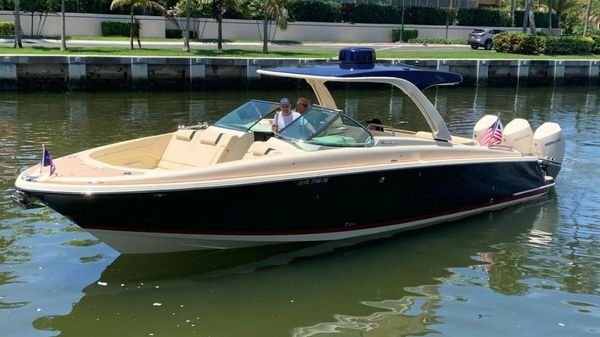 Chris-Craft Launch 35 GT 