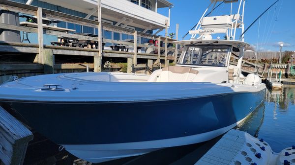 Edgewater 370CC