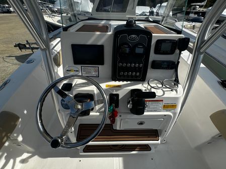 Sea Fox 226 Commander image