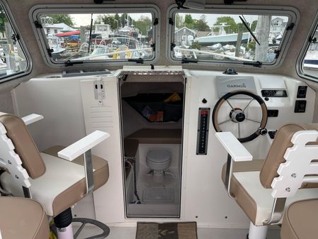 Parker 2520 XLD Sport Cabin image