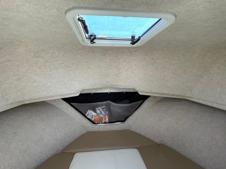 Parker 2520 XLD Sport Cabin image