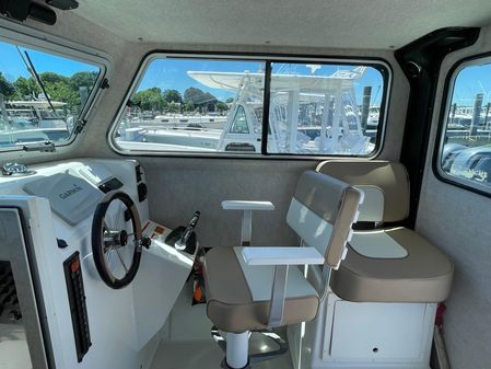 Parker 2520 XLD Sport Cabin image