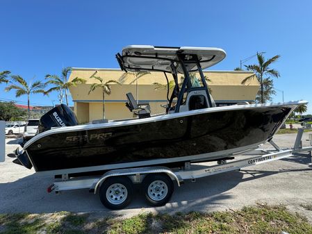 Sea-pro 242-CENTER-CONSOLE image