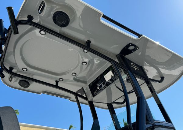 Sea-pro 242-CENTER-CONSOLE image