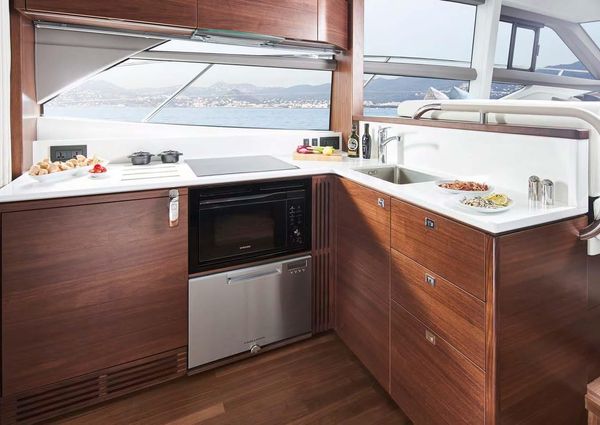 Princess 50 Flybridge image