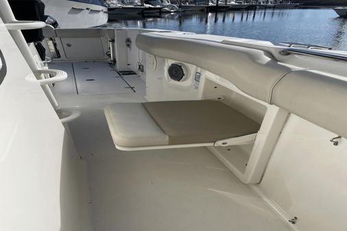 Boston Whaler 330 Outrage image